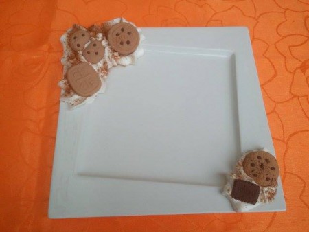 PIATTI "BISCOTTI" VERSIONE 2013