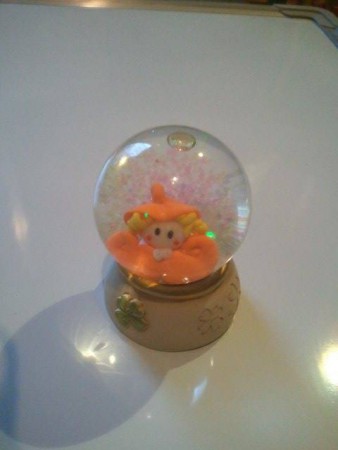 SNOWGLOBES